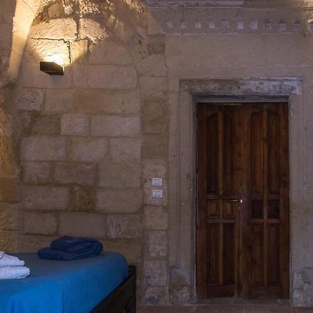 La Dimora Delle Grazie Bed & Breakfast San Cesario di Lecce Luaran gambar