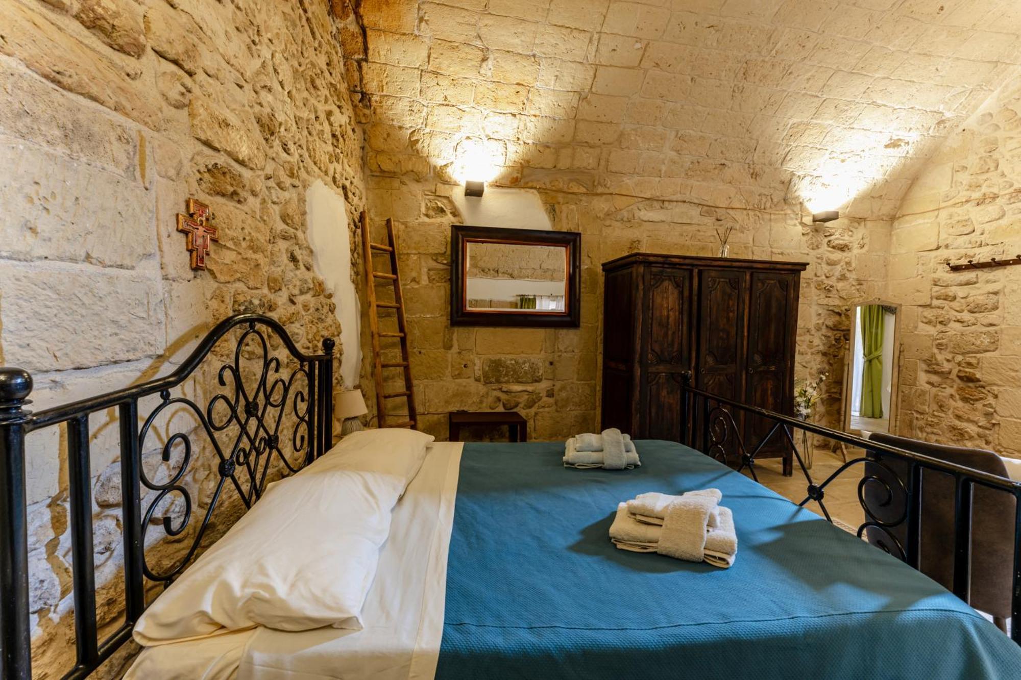 La Dimora Delle Grazie Bed & Breakfast San Cesario di Lecce Luaran gambar