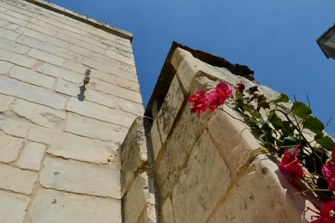 La Dimora Delle Grazie Bed & Breakfast San Cesario di Lecce Luaran gambar